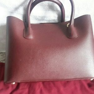 Angela Roi VEGAN 🍁 Fall  Cher Tote in Bordeaux